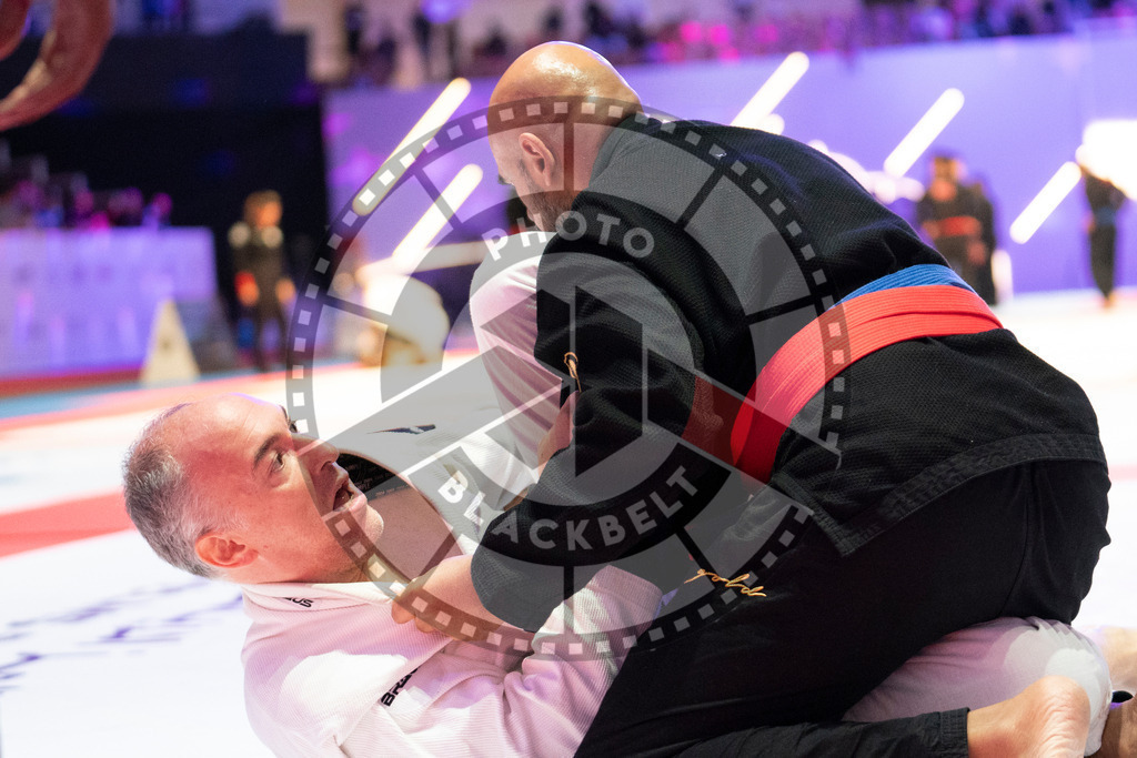20231106PBB2949 | Fighters compete during the AJP World Master Championship in the Mubadala Arena in Abu Dhabi, Arab United Emirates, on November 6, 2023.