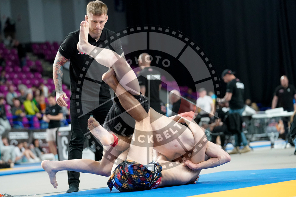 20250518PBB0544 | Athletes compete during the second day of the ADCC Amateur World Championship on May 18, 2025 in Warsaw, Poland. © Chiara Dazi / photoblackbelt