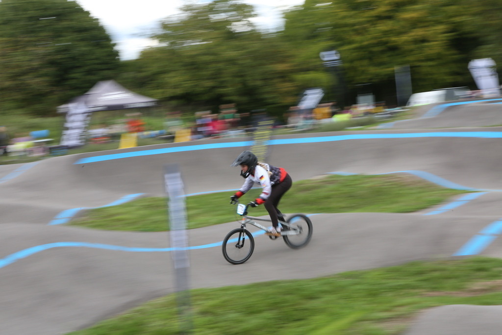 M87C0573 | German Pumptrack Series - Realisiert mit Pictrs.com