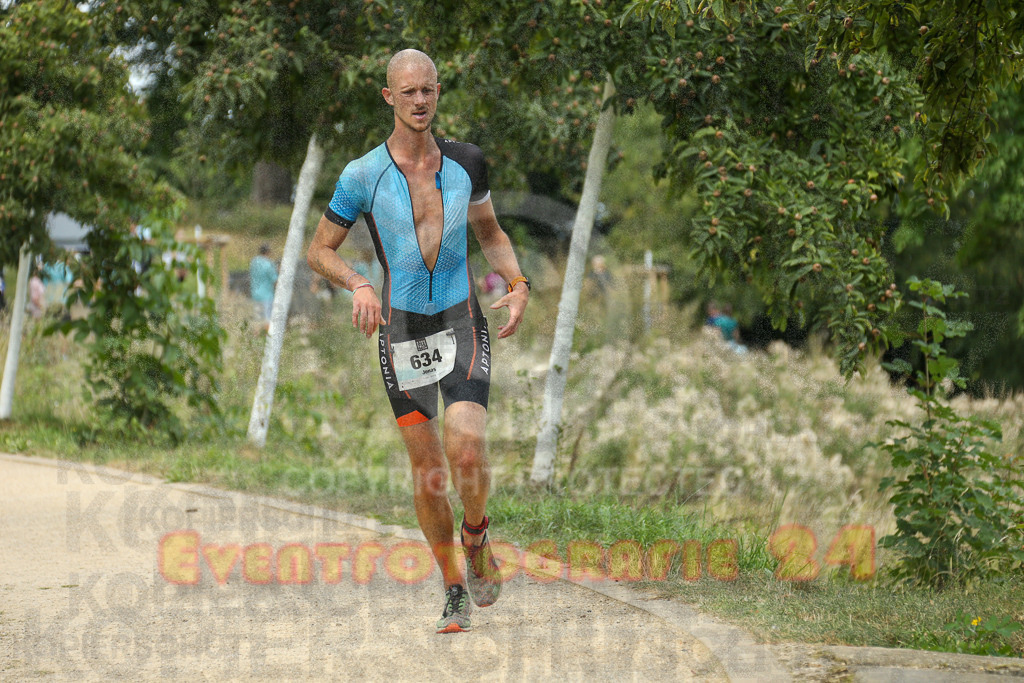 250824_1418_EX1_5727 | Sportfotografie im Rhein-Sieg Kreis, Köln, Bonn, NRW, Rheinland Pfalz, Hessen, etc. Unser Tätigkeitsfeld umfasst den Laufsport vom Volkslauf über den Marathon, Duathlon, Triathon bis zum Ultralauf wie Kölnpfad Ultra oder Schindertrail.