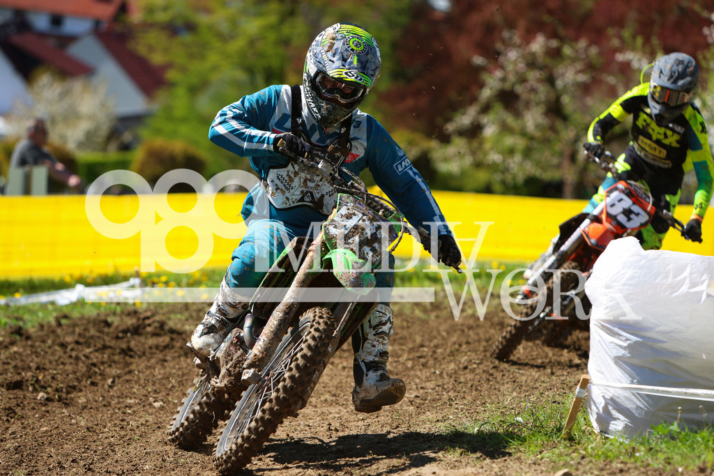 5E6A6045 | 989 MEDIAWORK