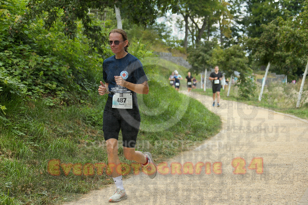 250824_1422_EX1_5970 | Sportfotografie im Rhein-Sieg Kreis, Köln, Bonn, NRW, Rheinland Pfalz, Hessen, etc. Unser Tätigkeitsfeld umfasst den Laufsport vom Volkslauf über den Marathon, Duathlon, Triathon bis zum Ultralauf wie Kölnpfad Ultra oder Schindertrail.
