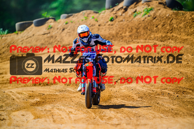 MaZZes_FotoMatrix_240511_6007705_2194 | UE40