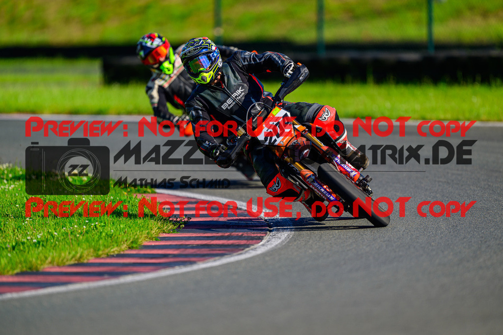 MaZZes_FotoMatrix_240622_6007705_3333 | S4