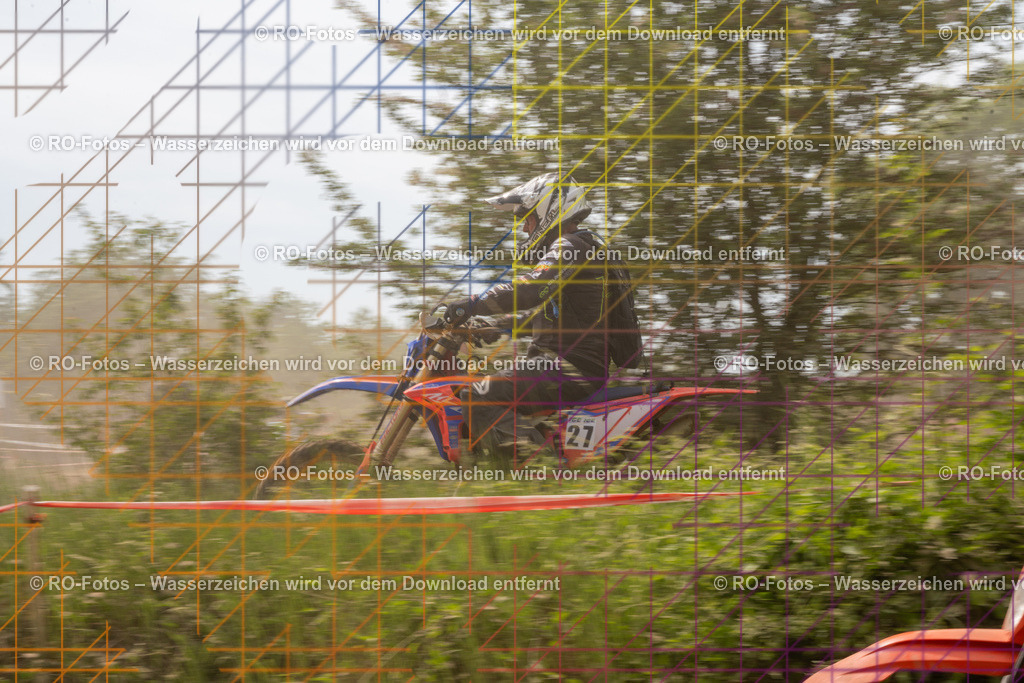 Niederwürzbach 3 Lauf-439 | Sportfotografie von RO-Fotos: Motorsport, Motocross, Enduro, Laufveranstaltungen und Triathlon. Professionelle Fotos von Sportlern und Events. - Realisiert mit Pictrs.com
