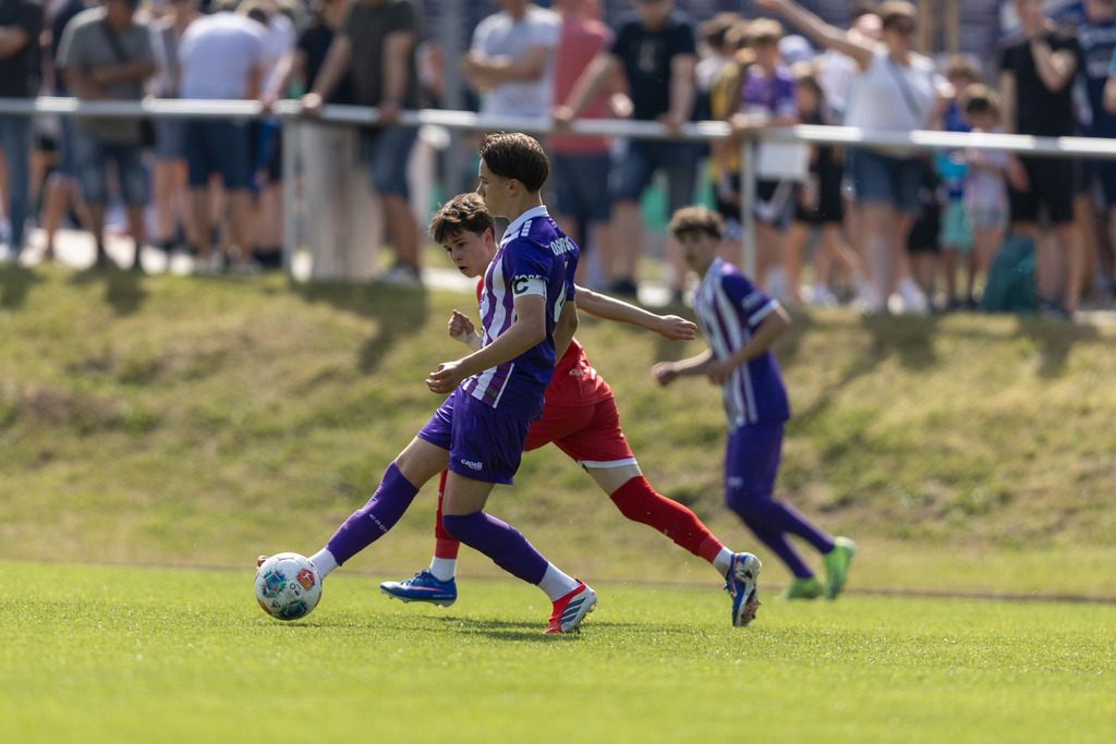 Fußball I Männer I 40. Pfingscup Hollage I 13003 | realhellocedii - Realisiert mit Pictrs.com