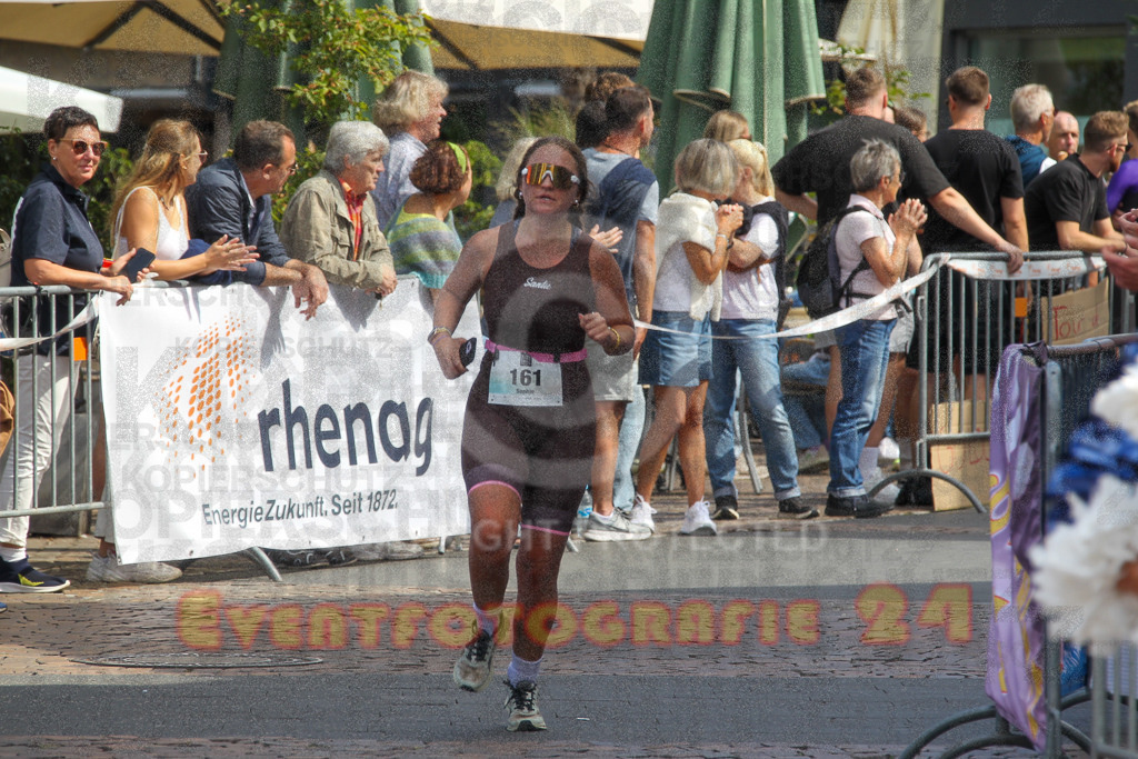 250824_1254_EV4_9650 | Sportfotografie im Rhein-Sieg Kreis, Köln, Bonn, NRW, Rheinland Pfalz, Hessen, etc. Unser Tätigkeitsfeld umfasst den Laufsport vom Volkslauf über den Marathon, Duathlon, Triathon bis zum Ultralauf wie Kölnpfad Ultra oder Schindertrail.