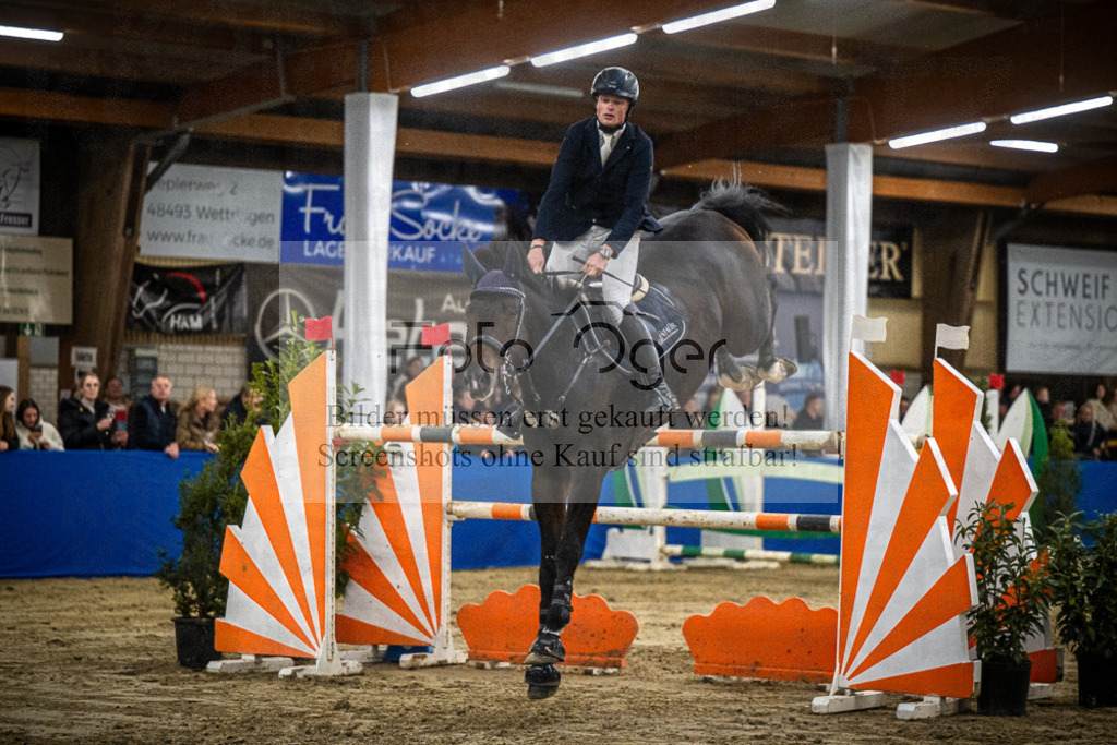 DOS_1552 | Entdecke hochwertige Reitturnierfotos von Foto Oger. Professionell, emotional und authentisch – jetzt Lieblingsmomente im Shop bestellen.Deutschlandweite Turnierfotografie. - Realisiert mit Pictrs.com