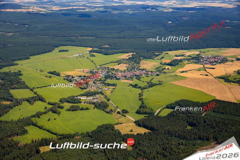 Das Luftbild zeigt : Pennewitz Ilmenau - Die Luftaufnahme wurde 2024 vom UL-Flugzeug aus erstellt ( keine Drohne ) - Hochauflösende Luftaufnahme - Für grossformatige Ausdrucke geeignet. Die Geschenkidee !Mit Lizenz und Bildrechte bestellbar