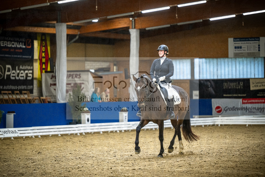 DOS_0266 | Entdecke hochwertige Reitturnierfotos von Foto Oger. Professionell, emotional und authentisch – jetzt Lieblingsmomente im Shop bestellen.Deutschlandweite Turnierfotografie. - Realisiert mit Pictrs.com