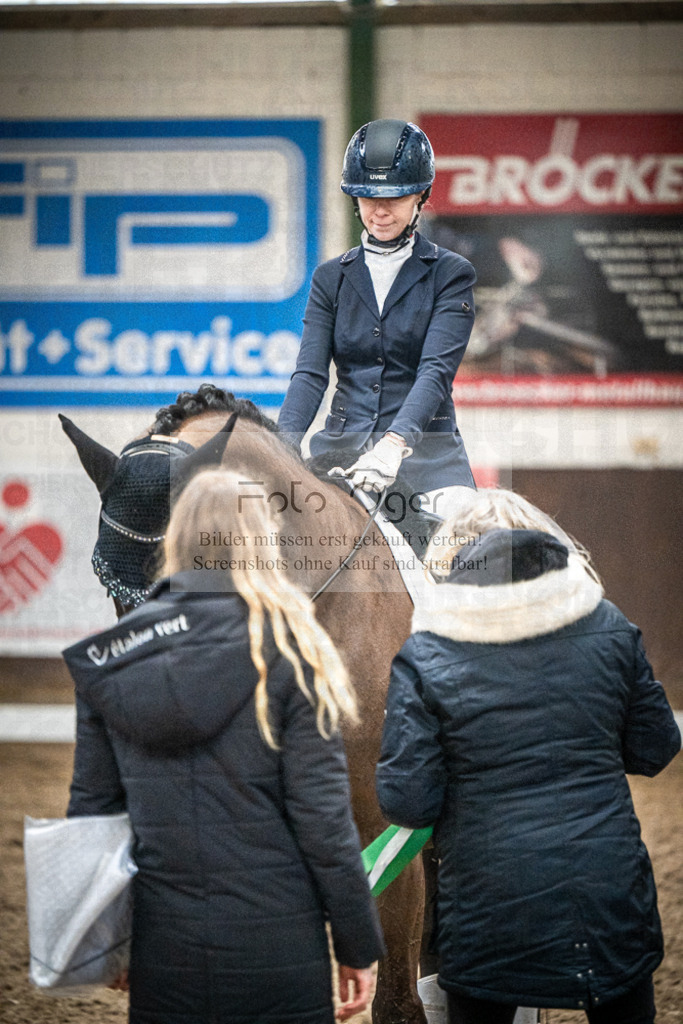 DOS_0032 | Entdecke hochwertige Reitturnierfotos von Foto Oger. Professionell, emotional und authentisch – jetzt Lieblingsmomente im Shop bestellen.Deutschlandweite Turnierfotografie. - Realisiert mit Pictrs.com