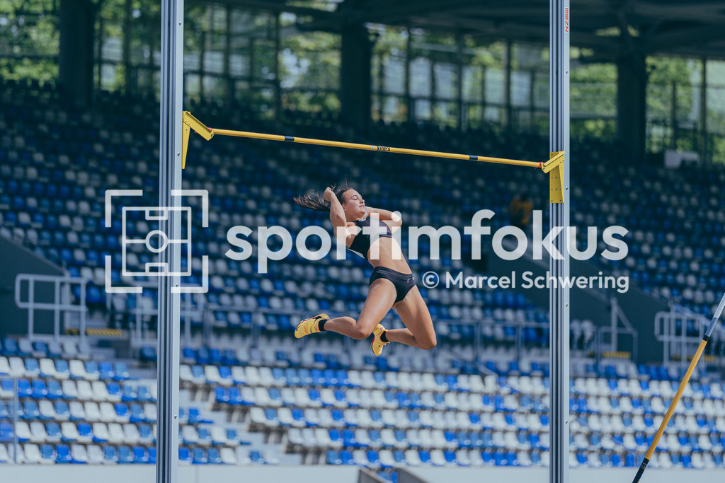DM U23 U18 Bochum 2026 | Eva Marie Weisbrodt bei den Deutschen Meisterschaften der U18 &amp; U23 2026 im Lohrheidestadion in Bochum-Wattenscheid. - Realisiert mit Pictrs.com