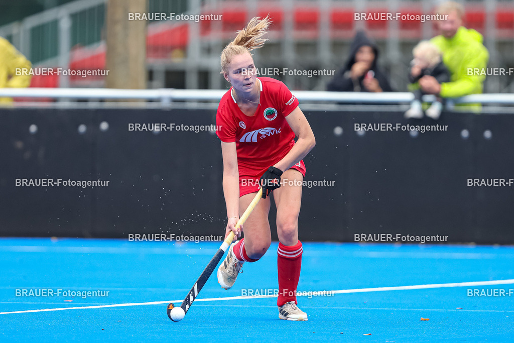 Crefelder HTC und HC Essen  | Krefeld, Deutschland 10.09.2022, , 

 2. Bundesliga Spiel der Damen zwischen Crefelder HTC und HC Essen auf der Gerd Wellen Hockeyanlage am 10. September 2022 in Krefeld.

(Foto: BRAUER-Fotoagentur)
 