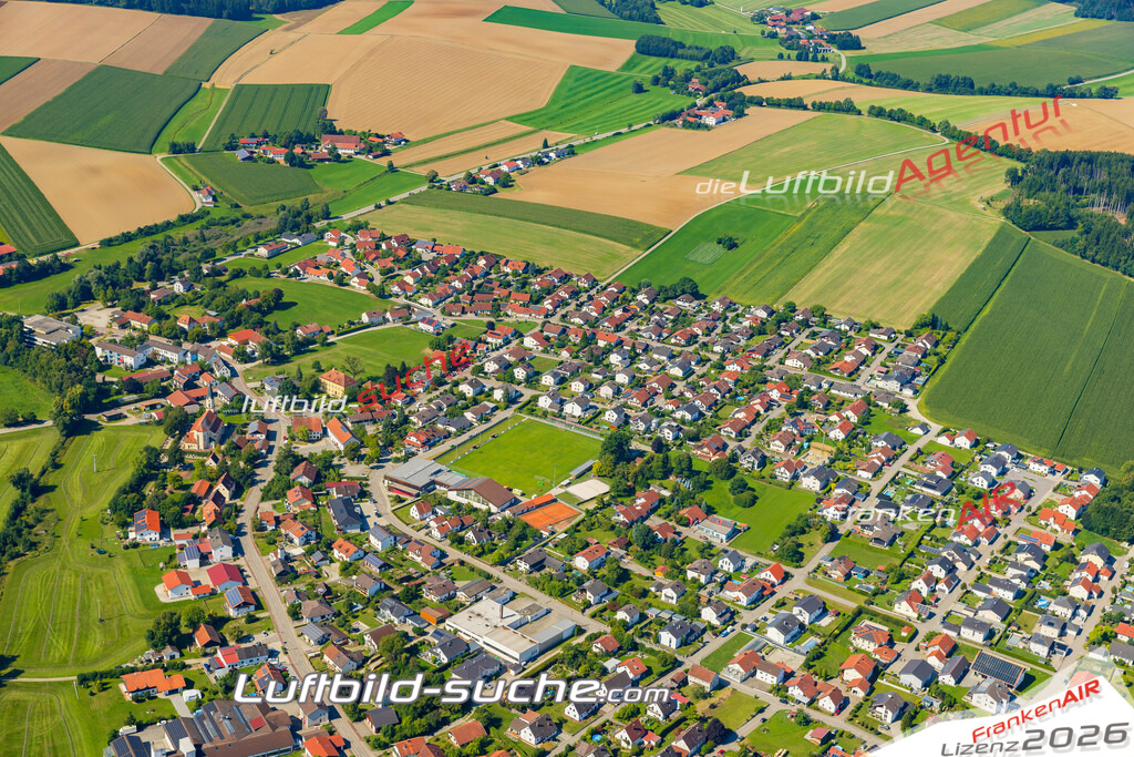 Geschenkidee Bonbruck bei Bodenkirchen -Die Luftbildaufnahme wurde 2025 vom UL-Flugzeug heraus erstellt ( keine Drohne ) - Hochauflösende Luftaufnahme -Nicht vergleichbar mit Google Maps oder Satelittenbilder- Die Geschenkidee !Mit Lizenz und Bildrechte bestellbar