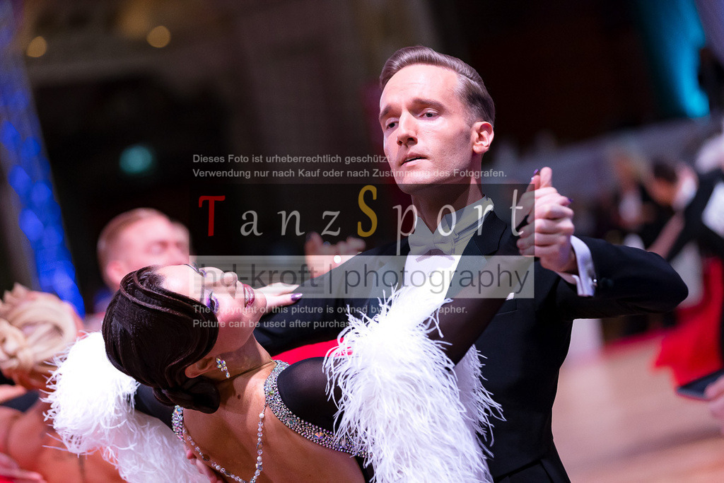 20240706_WDSF_RS_Std_9827 | Tanzsportbilder, Standardtanz, Lateintanz, WDSF, DTV, LTVB, dancecomp, goc, hessen tanzt, blaues band der spree, walzer, tango, wiener walzer, slowfox, quickstepp, samba, rumba, cha-cha-cha, paso doble. jive, hd-kroft photography, turniertanzsport