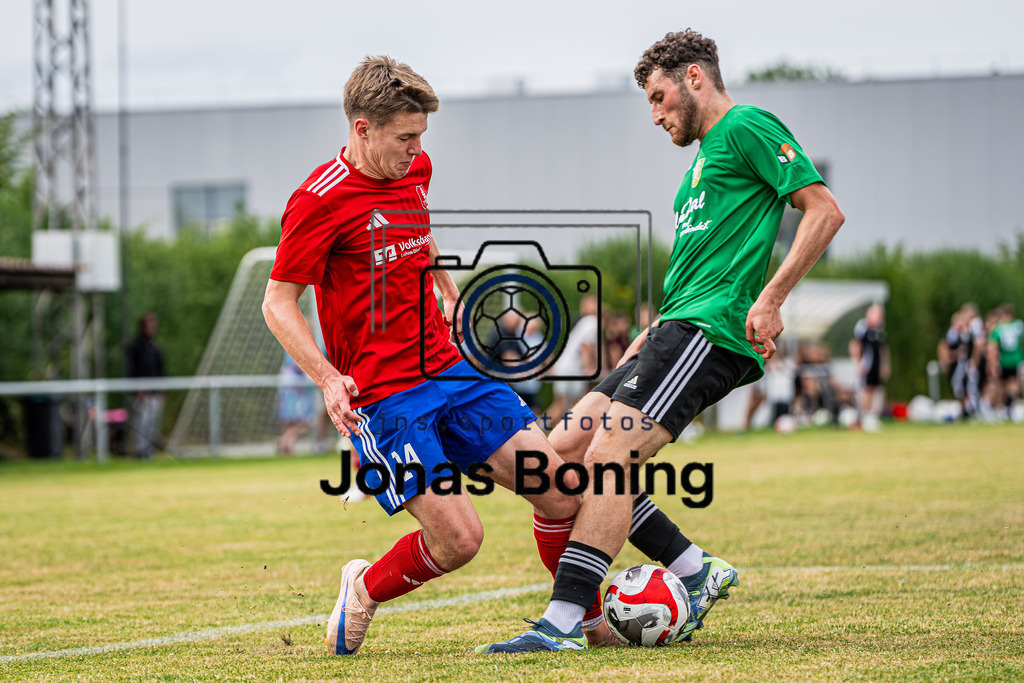 Fußball I Herren I Saison 2026-2027 I Landesliga Weser-Ems I 3. Spieltag I TV Dinklage - TuS Pewsum I 41037 | jns.sportfotos - Realisiert mit Pictrs.com