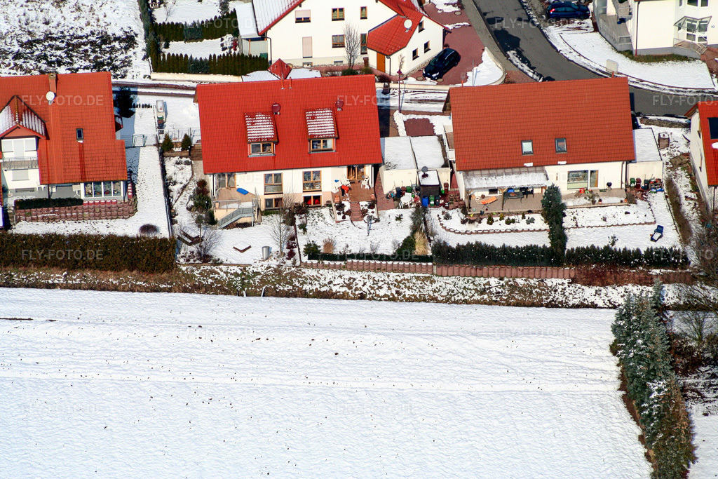 Luftbild: Hasenfang im Schnee in Freckenfeld im Bundesland Rheinland-Pfalz in Deutschland. Foto: IMG_1144.jpg vom 05.03.2006 durch Werner Riehm/FLY-FOTO.de