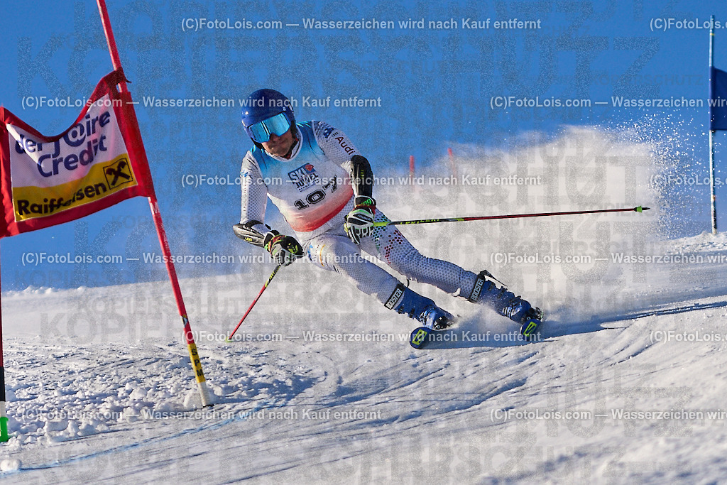 ALP4720_MASTERS-Cup_GS-A Herrn_Haller Thorsten | (C)FotoLois.com, Alois Spandl. FIS Masters-Cup Wildschönau, Giant Slalom auf der Piste Schatzberg GS, Siegerehrung auf dem Dorfplatz Niederau, Sa 13. Januar 2024.