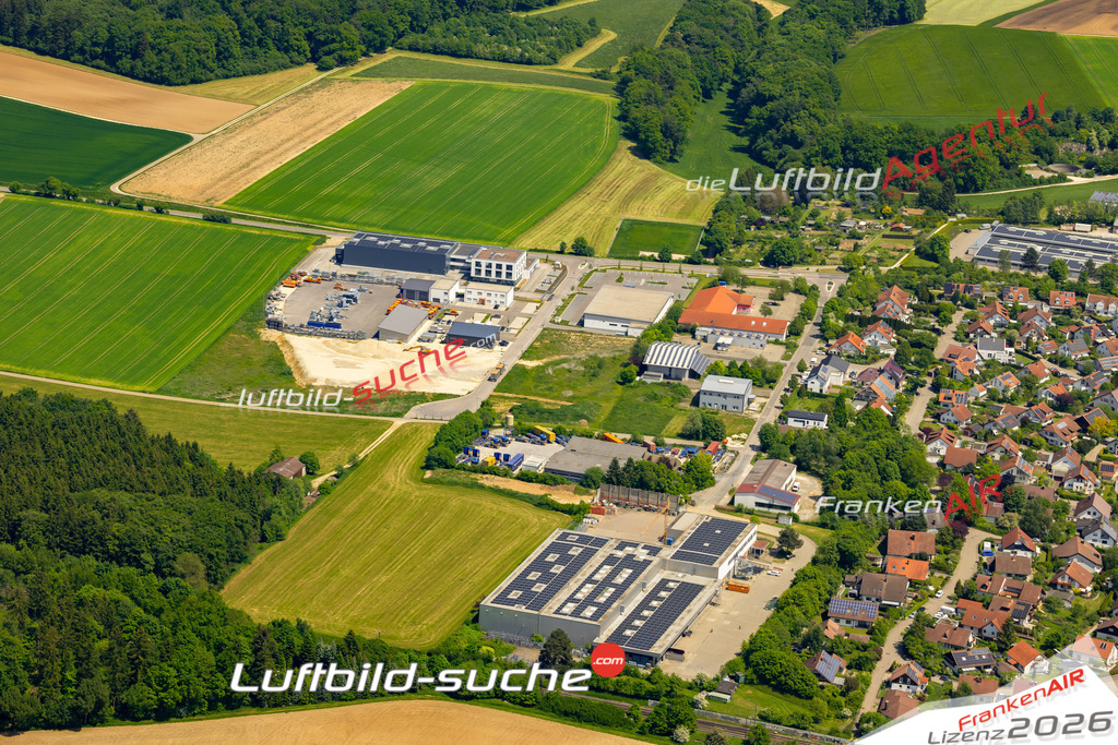 Das Luftbild zeigt Gewerbe Beimerstetten - Die Luftaufnahme wurde 2023 vom UL-Flugzeug aus erstellt ( keine Drohne ) - Hochauflösende Luftaufnahme - Für grossformatige Ausdrucke geeignet. Die Geschenkidee !Mit Lizenz und Bildrechte bestellbar