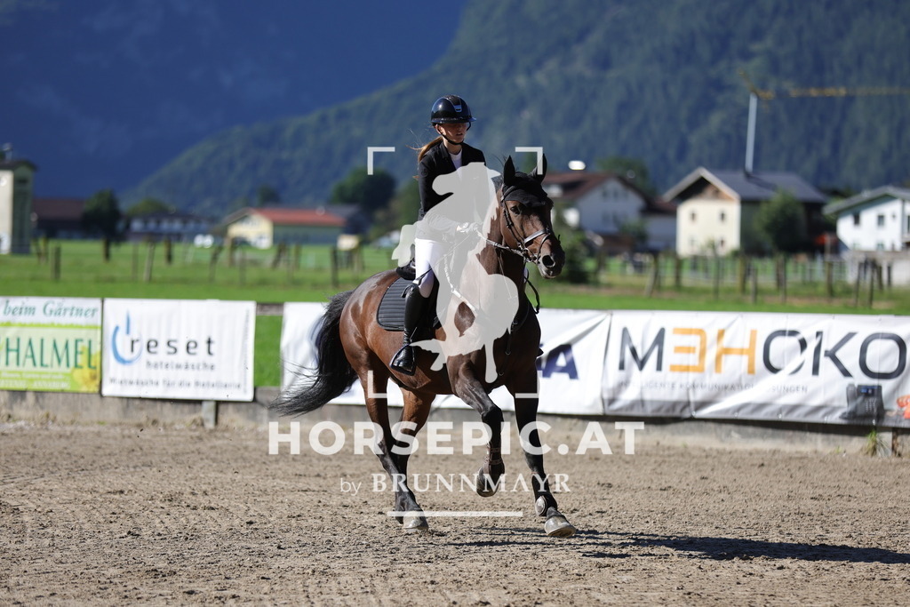 0P6A4689 | Willkommen bei Brunnmayr - Design & Fotografie – Ihrem Spezialisten für Reitturniere und Pferdeveranstaltungen in Oberösterreich, Salzburg und Bayern! Seit über 17 Jahren sind wir leidenschaftlich dabei.