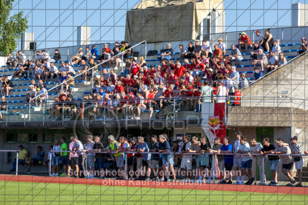 20250620_182939_0177 | #,TV Eybach (rot) vs. TSV Ottenbach (gelb), Fussball, Relegationsfinale in Kreisliga A3 - Bezirk Neckar/Fils, Saison 2024/2025, Eichenbachstadion, Haldenstraße, 73054 Eislingen, 20.06.2025 - 18:30 Uhr,Foto: PhotoPeet-Sportfotografie/Peter Harich