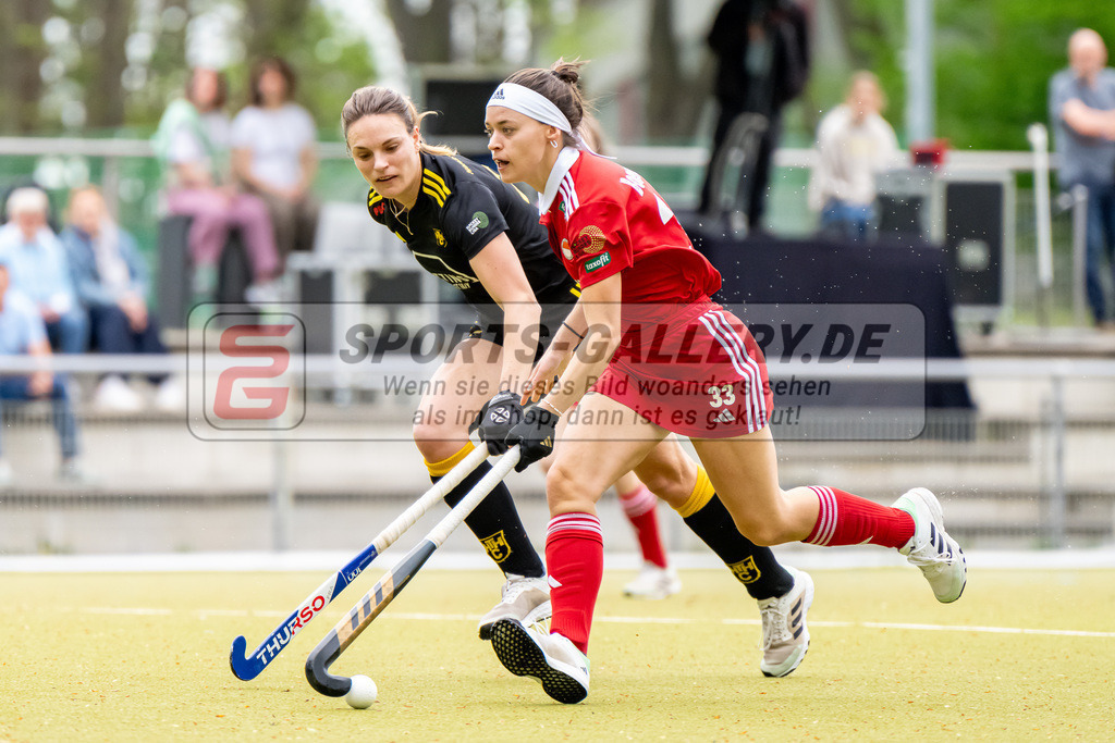 HK_20240407_100141 | 1. Bundesliga Hockey Damen Rot-Weiss Köln - Harvestehuder THC am 7.4.2024 Rot-Weiss Köln, Köln , Emma Boermanns ( Rot-Weiss Köln #33 )