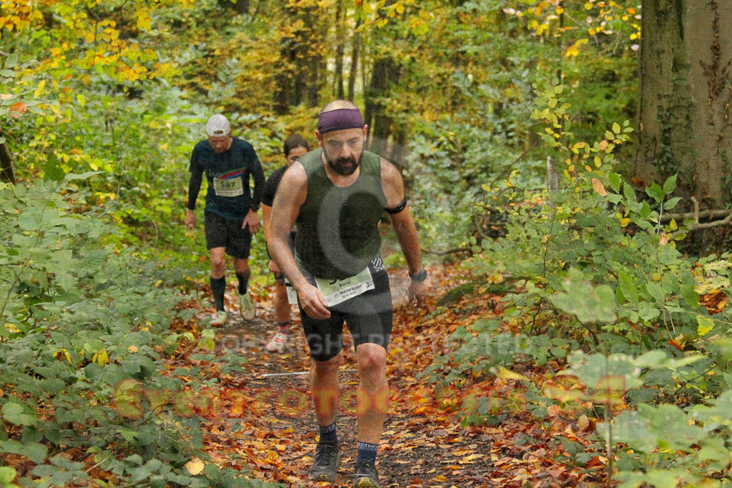 251026_1212_EV4_4648 | Sportfotografie im Rhein-Sieg Kreis, Köln, Bonn, NRW, Rheinland Pfalz, Hessen, etc. Unser Tätigkeitsfeld umfasst den Laufsport vom Volkslauf über den Marathon, Duathlon, Triathon bis zum Ultralauf wie Kölnpfad Ultra oder Schindertrail.