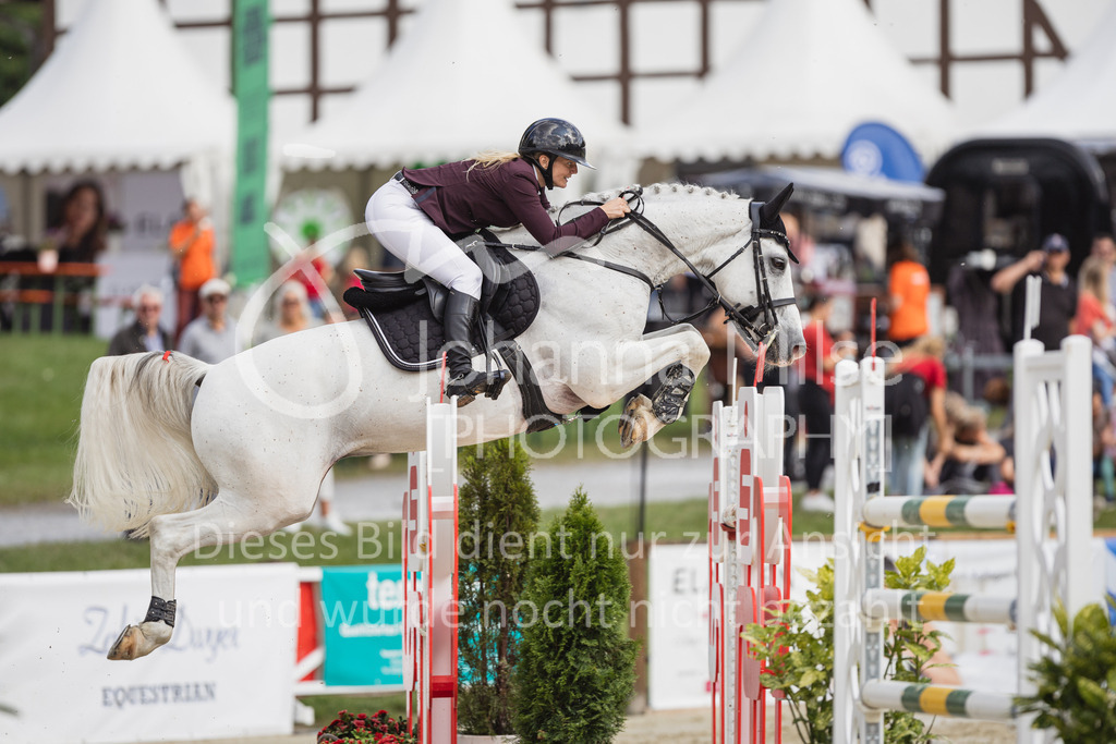 230728_BHO_2PhM2_2-759 | Deine schönsten Turniermomente als professionelle Fotos! Entdecke hochwertige Pferdesport-Fotografie im Online-Shop. Jetzt Fotos finden & bestellen!