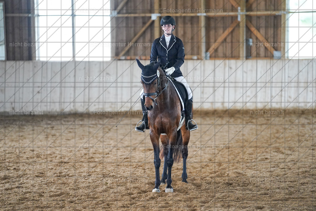 20230520-FAH05571 | Frühjahrsturnier, Landsberg am Lech, 2023, Reitclub Landsberg, Turnierbilder, Fotos Turnier Landsberg, Fotoagentur Herrmann, Turnierfotografen Bayern, Reitsport Fotograf, Pferde Fotograf