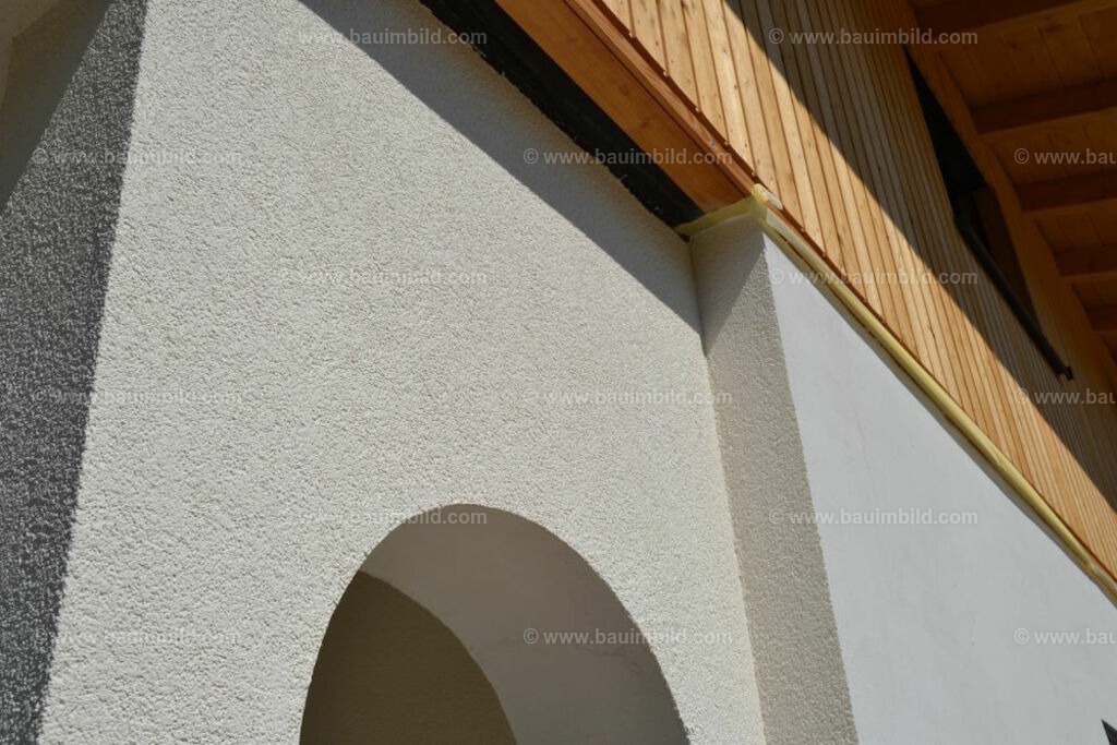 bib-lg18-putzarbeiten-0266 | Nach LV-Leistungsgruppen sortierte Detailfotos über den Bau eines Hauses. Alle Hausbau-Bilder direkt vom Urheber und Autor der Website Haus-Selber-Bauen.com