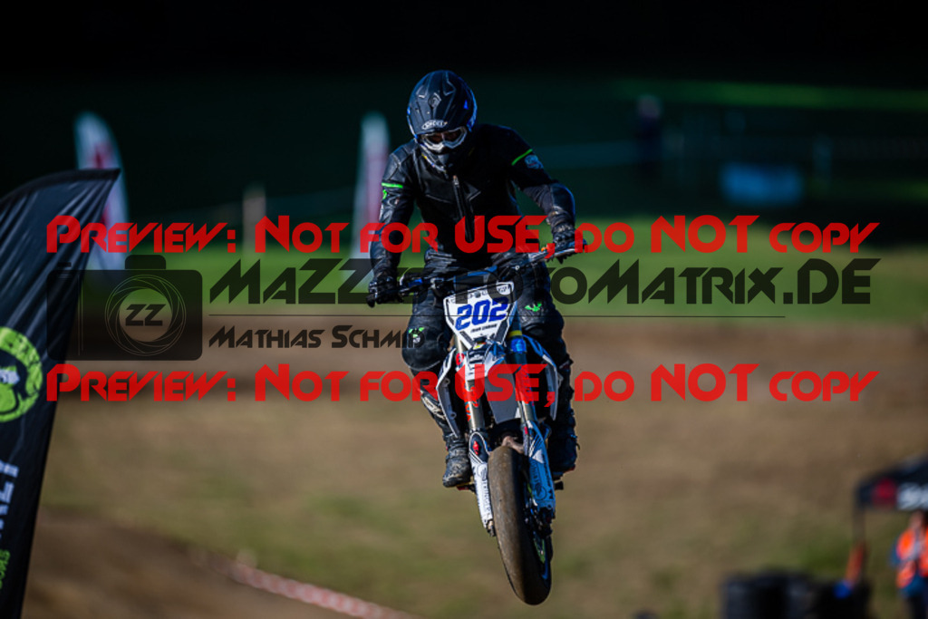 MaZZes_FotoMatrix_220903_9368 | S3