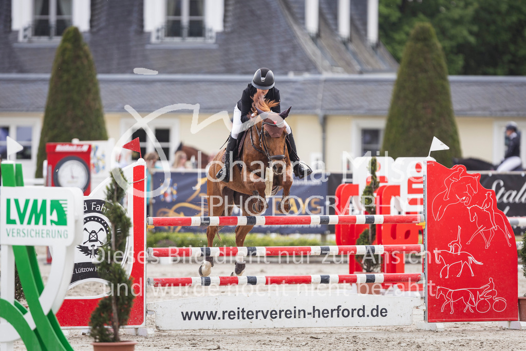 260509_PfSpTa_5_L-Spr-528 | Deine schönsten Turniermomente als professionelle Fotos! Entdecke hochwertige Pferdesport-Fotografie im Online-Shop. Jetzt Fotos finden & bestellen!