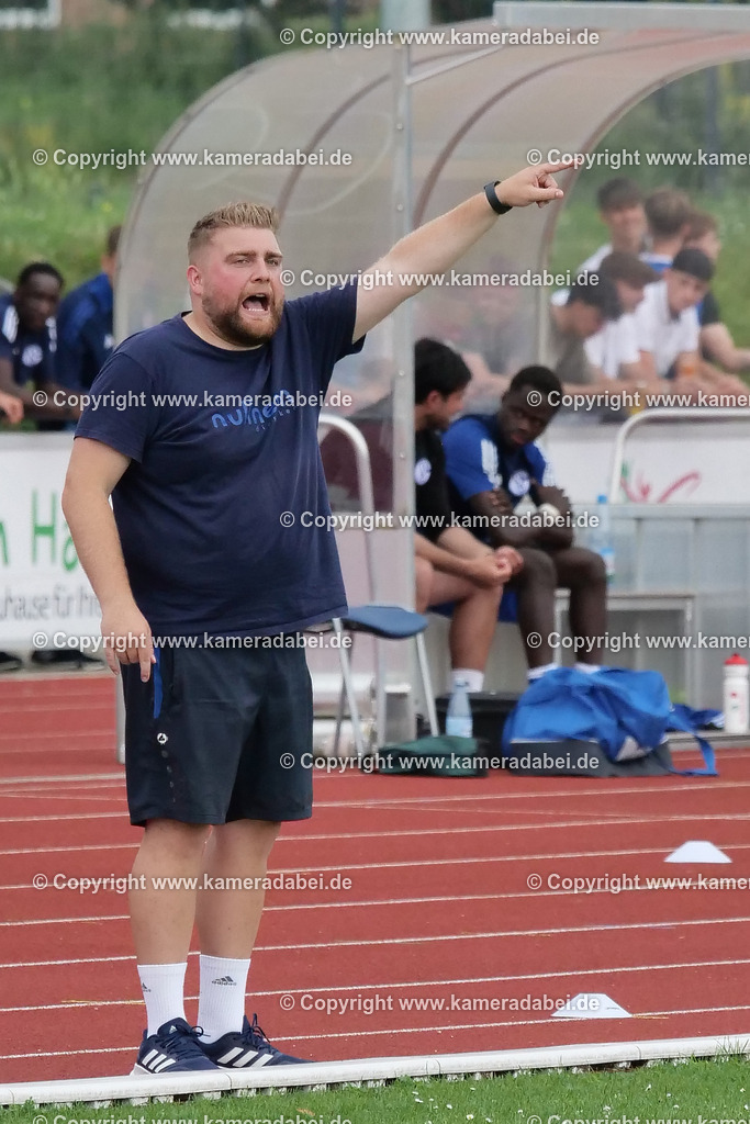 Fußball : Testspiel : SuS 09 Dinslaken - Schalke 04 U 19 am 25.07.2024 | Foto : Jochen Emde / www.kameradabei.de - Realisiert mit Pictrs.com