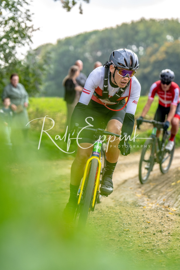 Ralf Eppink Photography 20251012_DSC03638 | Sportfotografie, Eventfotografie, Porträtfotografie, Radsport Fotograf, Triathlon Fotograf, Düsseldorf Fotograf, Köln Fotograf, Actionfotografie, Teamfotografie, Peoplefotografie, Business Portraits, Veranstaltungsfotografie, Reportagefotografie - Realisiert mit Pictrs.com