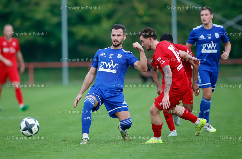 A_LUI_13092025_24 | SPORT FUSSBALL LT1 OOE LIGA ASKOE OEDT 1B-UNION EDELWEIß LINZ 13.09.2025 IM BILD: FLORIAN AIGNER (OEDT1B) UND SIMON ABRAHAM (EDLWEIßLINZ) FOTO:FOTOLUI