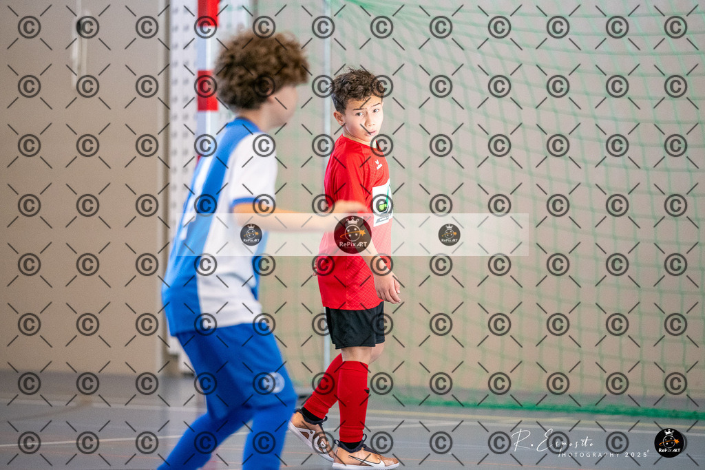 20251129_FCR-Hallenturnier-E_RAW-1_021-48 | Sport und Naturfotografie von Roberto Esposito zeigt echte Momente Bewegung und die Schönheit der Natur. Ausdrucksstarke Bilder schaffen Emotionen.