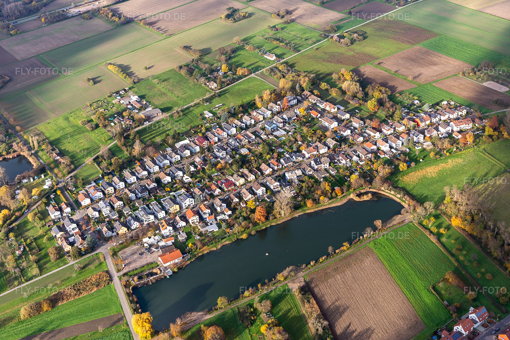 Luftbild: Bruchweg im Ortsteil Knielingen in Karlsruhe im Bundesland Baden-Württemberg in Deutschland. Foto: IMG_135242.jpg vom 26.11.2022 durch Werner Riehm/FLY-FOTO.de
