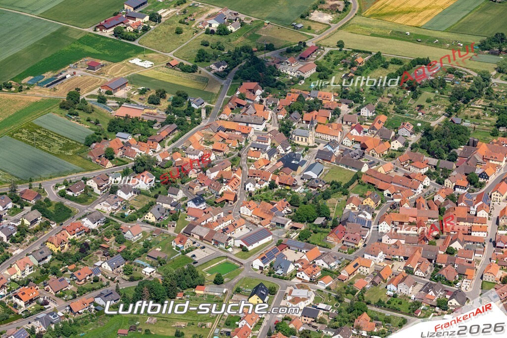 aktuelles Luftbild von  Aidhausen  - Luftaufnahme wurde 2019 von https://frankenair.de mittels Flugzeug (keine Drohne) erstellt.