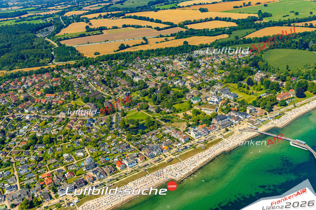 Luftaufnahme Haffkrug Scharbeutz - Die Luftaufnahme wurde 2025 vom UL-Flugzeug heraus erstellt ( ohne Drohne ) - Hochauflösende Luftaufnahme - für professionelle Ausdrucke geeignet. Die Geschenkidee !Mit Lizenz und Bildrechte bestellbar