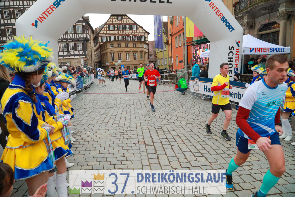 VR Bank Hauptlauf 10000m | 3 Koenigslauf 2023 - Realisiert mit Pictrs.com