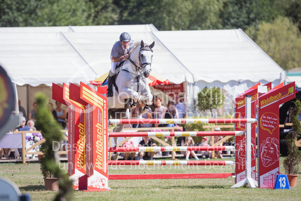 220717_LC_GroßerPreis-933 | Deine schönsten Turniermomente als professionelle Fotos! Entdecke hochwertige Pferdesport-Fotografie im Online-Shop. Jetzt Fotos finden & bestellen!