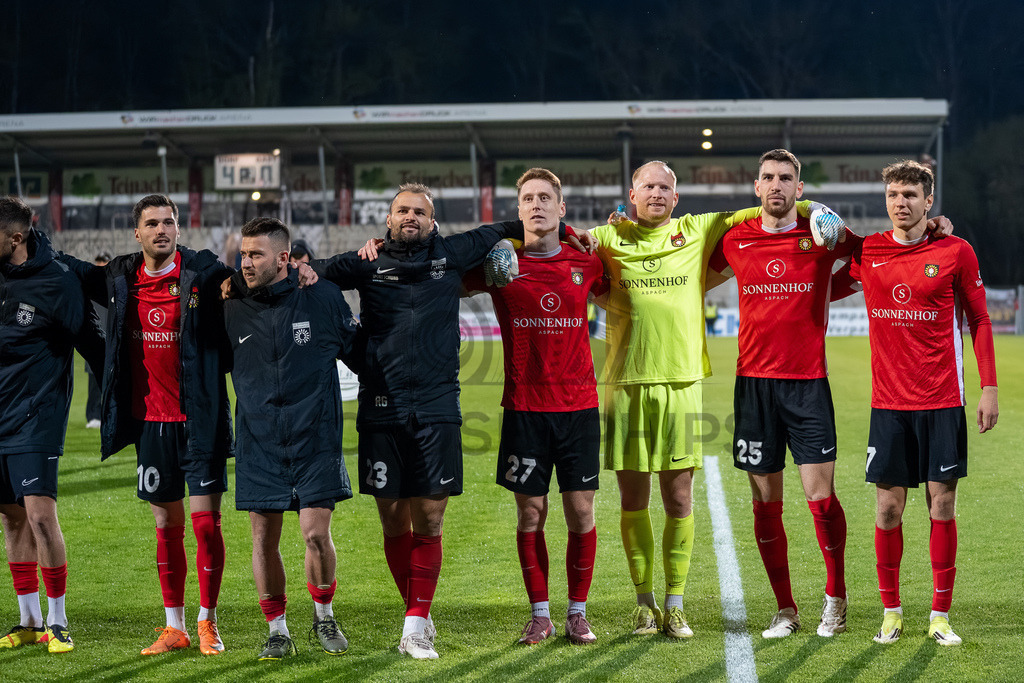 SG Sonnenhof Großaspach vs. SGV Freiberg, Fussball, Regionalliga Suedwest, 30. Spieltag, 22.04.2026 | SG Sonnenhof bedankt sich bei den Fans,SG Sonnenhof Großaspach vs. SGV Freiberg, Fussball, Regionalliga Suedwest, 30. Spieltag, 22.04.2026