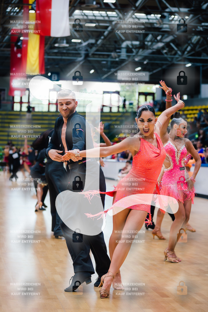 Hessen Tanzt WDSF International Open Latin 44th (56) Andreas Schmidt _ Annalena Karaman (TTC München)-2025-05-18-3263 | Webshop for digital downloads and prints of dance sport, event & show photographer Julian Link - Realisiert mit Pictrs.com