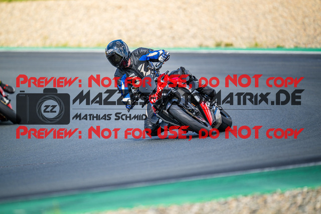 MaZZes_FotoMatrix_240724_6007705_2-323 | ROT