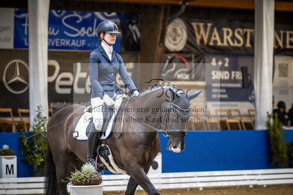 DOS_2571 | Entdecke hochwertige Reitturnierfotos von Foto Oger. Professionell, emotional und authentisch – jetzt Lieblingsmomente im Shop bestellen.Deutschlandweite Turnierfotografie. - Realisiert mit Pictrs.com