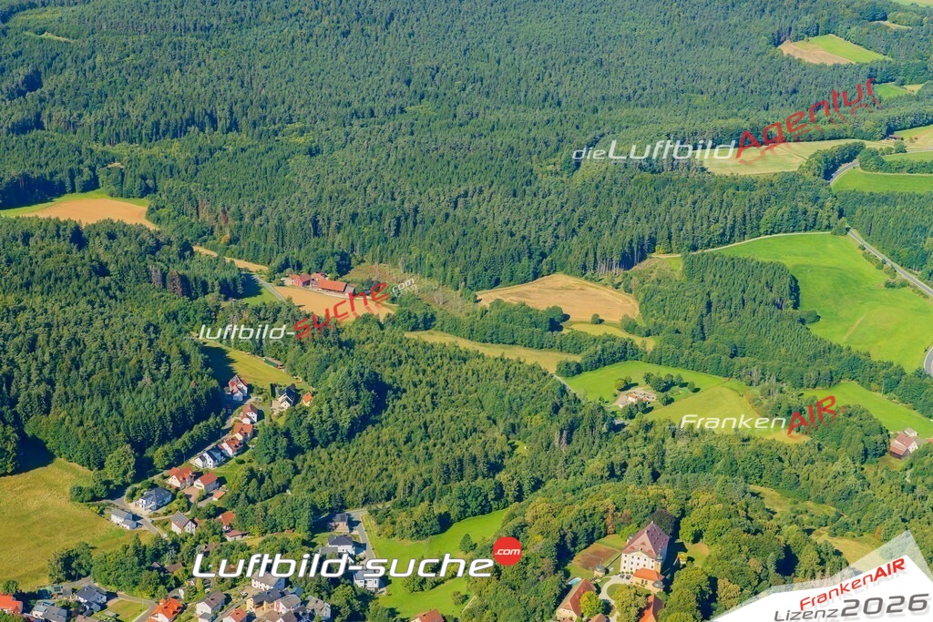 Schöne Luftaufnahme als Geschenk in Trockau Pegnitz - Die Luftbildaufnahme wurde 2025 vom UL-Flugzeug heraus erstellt ( keine Drohne ) - Hochauflösende Luftaufnahme -Nicht vergleichbar mit Google Maps oder Satelittenbilder- Die Geschenkidee !Mit Lizenz und Bildrechte bestellbar