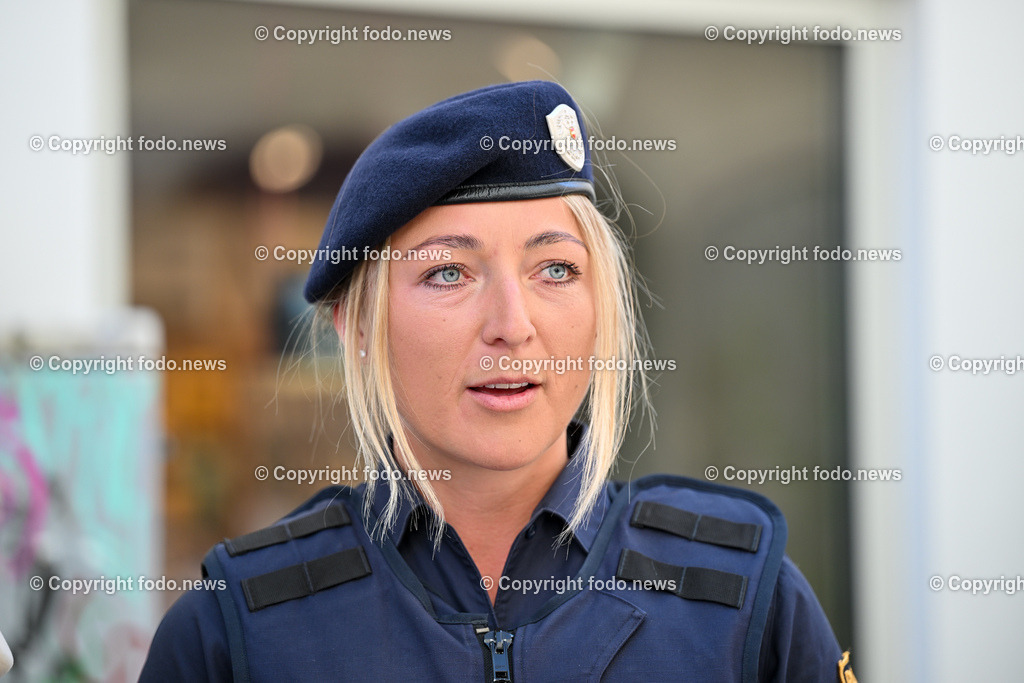 Polizeieinsatz Linz Spittelwiese nach Bombendrohung_ 15.05.2024-14 | 15.05.2024, AUT, Polizeieinsatz Linz Spittelwiese nach Bombendrohung, im Bild Barbara Riedl (Polizei Presse)