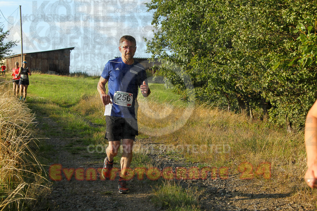 250801_1927_EV4_8715 | Sportfotografie im Rhein-Sieg Kreis, Köln, Bonn, NRW, Rheinland Pfalz, Hessen, etc. Unser Tätigkeitsfeld umfasst den Laufsport vom Volkslauf über den Marathon, Duathlon, Triathon bis zum Ultralauf wie Kölnpfad Ultra oder Schindertrail.