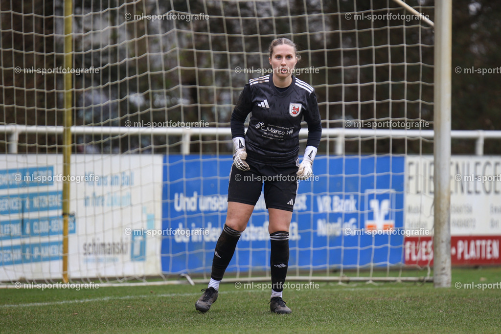 Fußball I Frauen I Saison 2025/2026 I Oberliga Schleswig-Holstein I 14. Spieltag I SV Frisia 03 Risum-Lindholm - SV Wahlstedt | ml-sportfotografie - Realisiert mit Pictrs.com