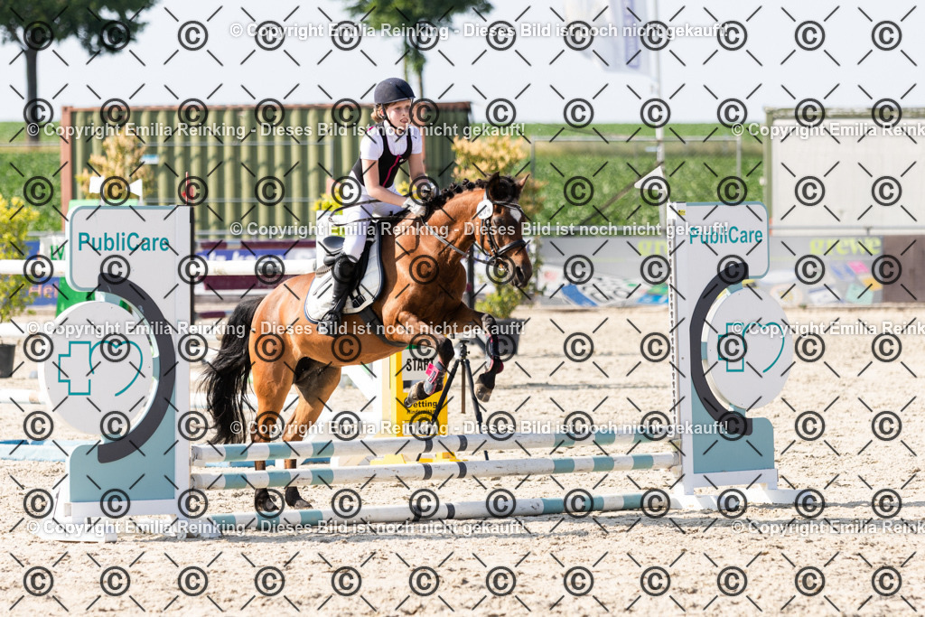 CL5A1223 | Emilia Reinking Fotografie - Realisiert mit Pictrs.com